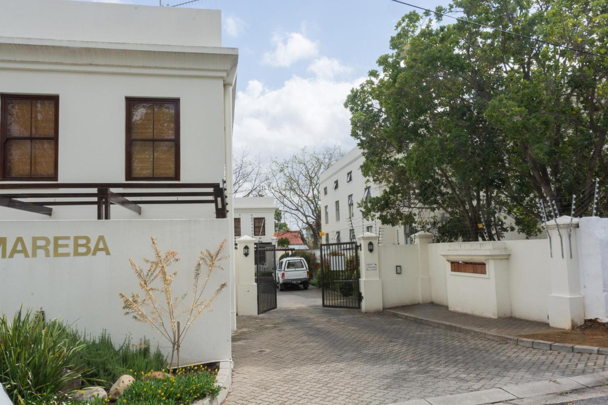 99кв.м. 2 спалень, 2 окремих ванних Квартира в Stellenbosch Central Екстер'єр фото